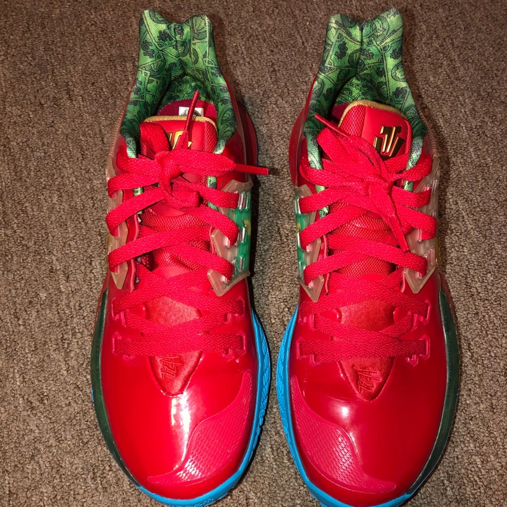 Kyrie 2 low Mr. Krabs